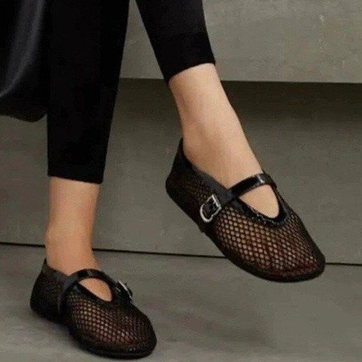 Round Head Mesh Buckle Bud Dance Shoe