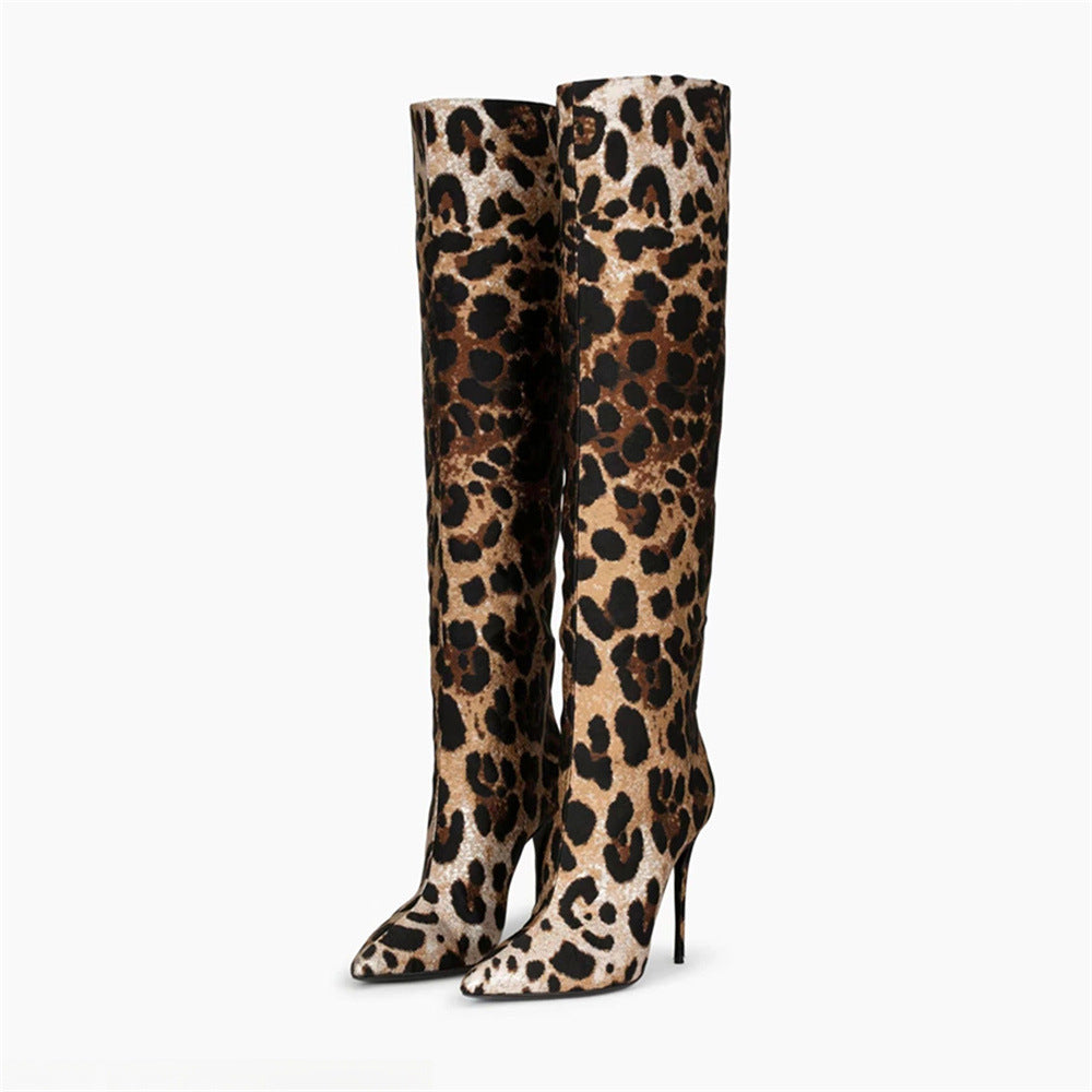 Botas de tacón de aguja puntiagudas con estampado de leopardo para mujer